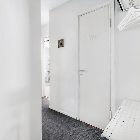 Wehost Spacious Studio Near Metro Kallio Helsinki Dış mekan fotoğraf